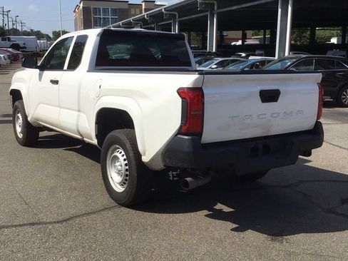 Used 2025 Toyota Tacoma SR RWD image 3