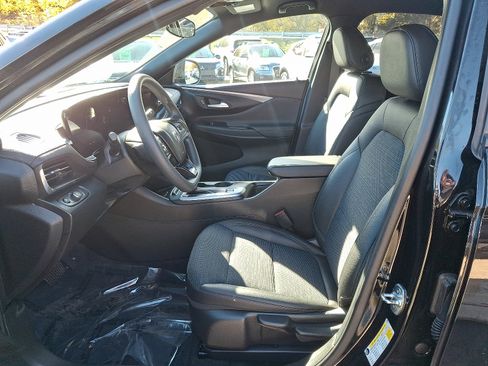 Used 2024 Buick Envista Preferred w/ Convenience II Package image 14