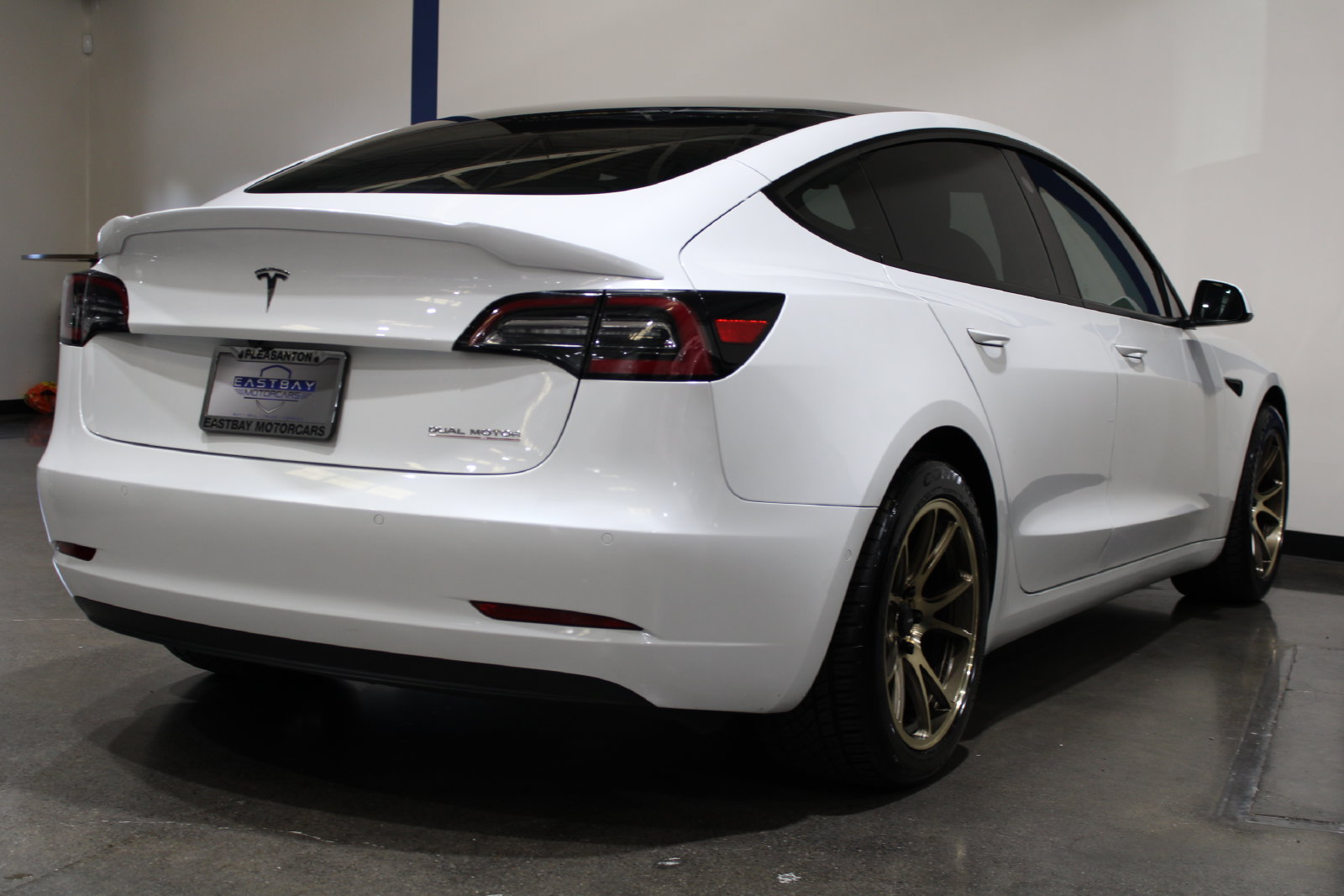 Used 2022 Tesla Model 3 Performance AWD/4WD image 12