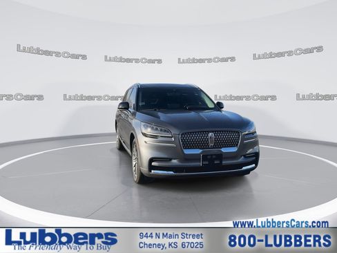 Used 2023 Lincoln Aviator Reserve image 3