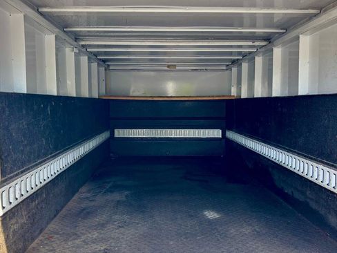 Used 2019 Ford F350 XL w/ Power Equipment Group RWD image 10