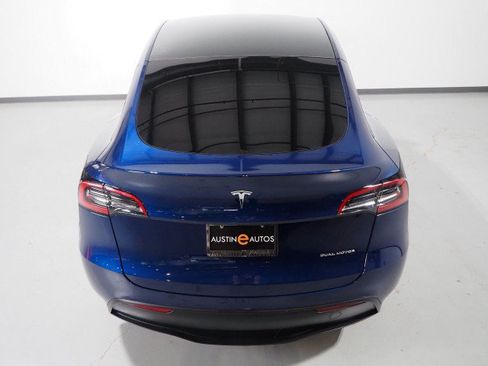Used 2023 Tesla Model Y Long Range AWD/4WD image 8