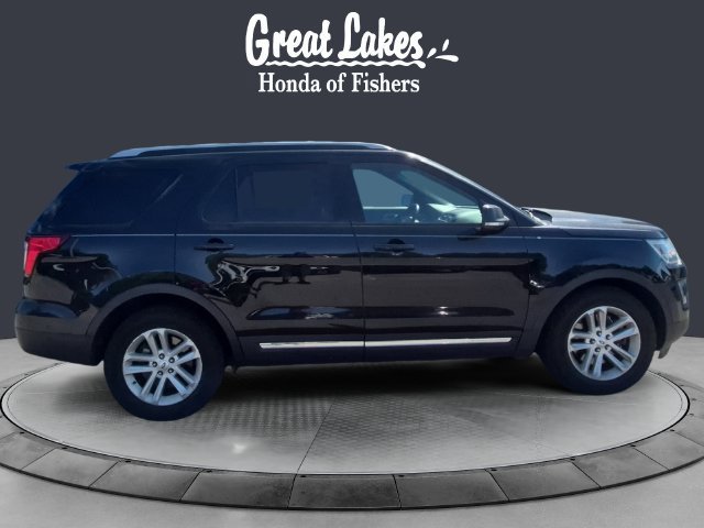 Used 2016 Ford Explorer XLT w/ Equipment Group 202A FWD image 6