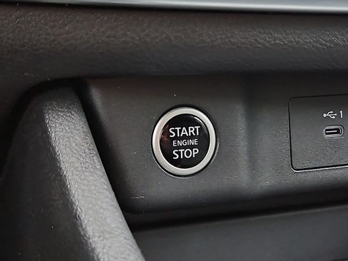 Certified 2023 Nissan Rogue SV AWD/4WD image 21