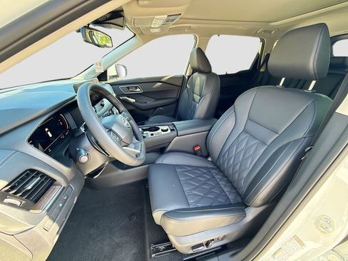 New 2026 Nissan Rogue Platinum image 22