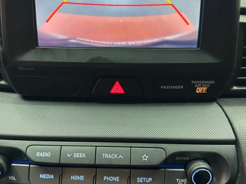 Used 2019 Hyundai Veloster 2.0 FWD image 22