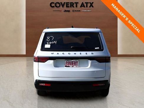 New 2025 Jeep Wagoneer L Series II AWD/4WD image 4