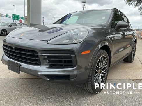 Used 2019 Porsche Cayenne S AWD/4WD image 4