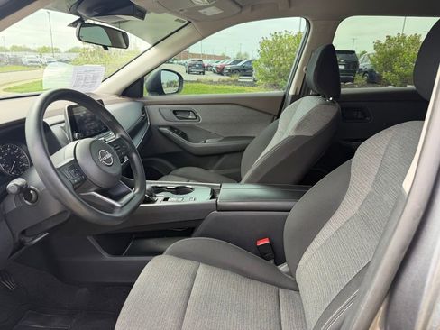 Used 2022 Nissan Rogue S FWD image 5