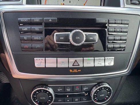 Used 2015 Mercedes-Benz GL 450 4MATIC image 57