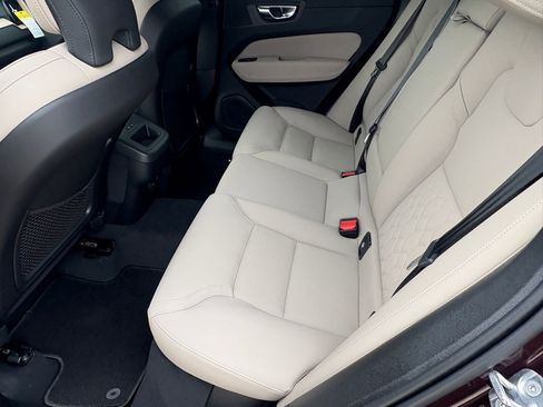 New 2026 Volvo XC60 B5 Plus w/ Protection Package Premier AWD/4WD image 23