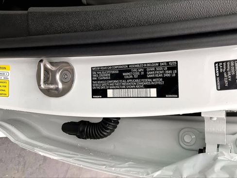 New 2026 Volvo XC40 B5 Plus w/ Protection Package Premier image 35