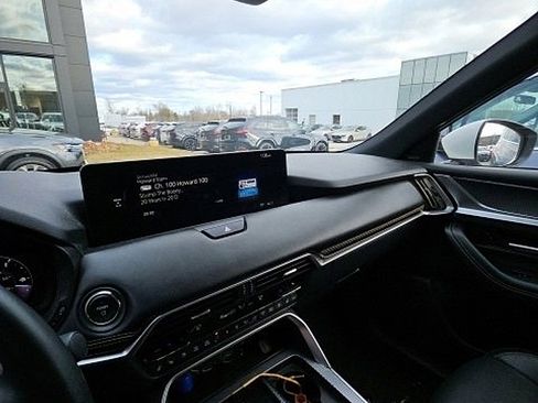 Used 2024 MAZDA CX-90 Plug-In Hybrid w/ Premium Plus image 11