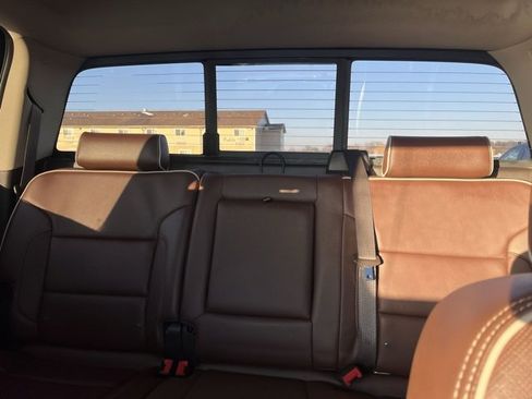 Used 2014 Chevrolet Silverado 1500 High Country w/ High Country Premium Package image 16