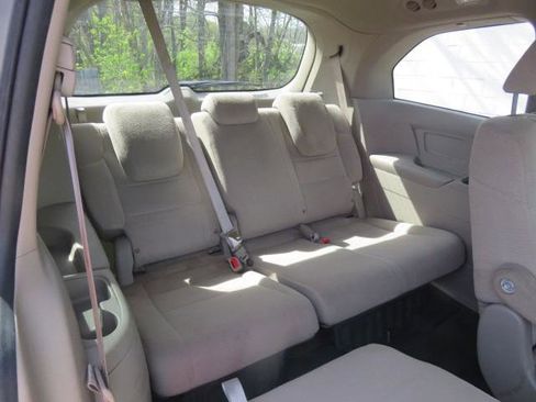Used 2011 Honda Odyssey LX image 20