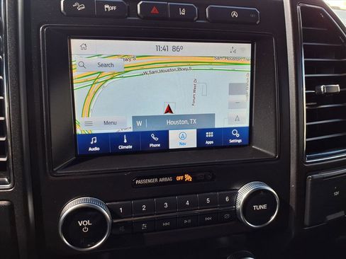 Used 2020 Ford Expedition Limited image 6