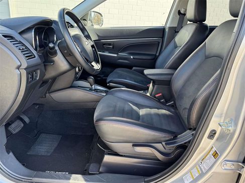 Used 2024 Mitsubishi Outlander Sport ES image 20