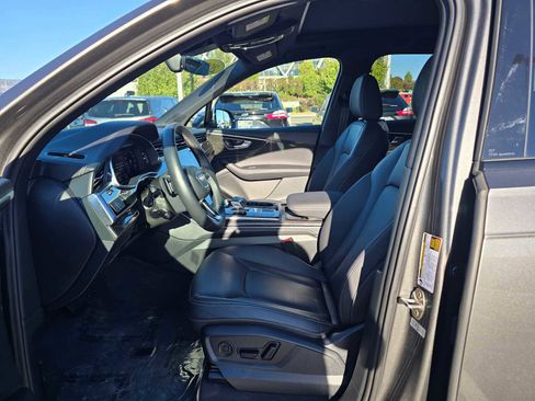 Certified 2025 Audi Q7 2.0T Premium Plus w/ Premium Plus Package image 22