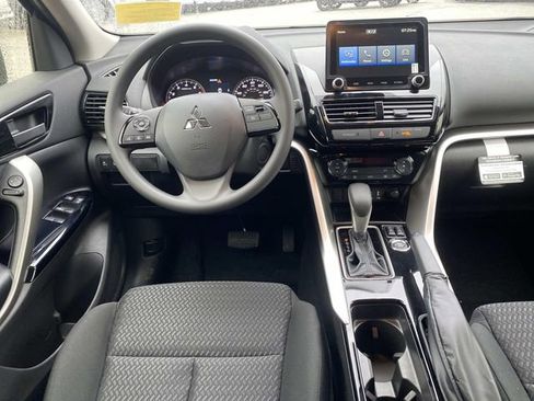 New 2026 Mitsubishi Eclipse Cross LE image 8