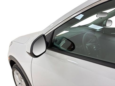 Used 2025 Buick Encore GX Preferred image 10