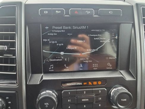 Used 2019 Ford F250 XLT w/ XLT Premium Package AWD/4WD image 19