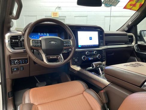 Used 2025 Ford F150 King Ranch w/ FX4 Off-Road Package image 14
