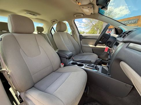 Used 2011 Ford Fusion Hybrid FWD image 4