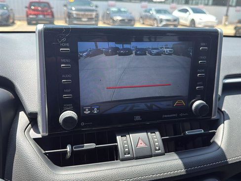 Used 2021 Toyota RAV4 XLE Premium AWD/4WD image 6