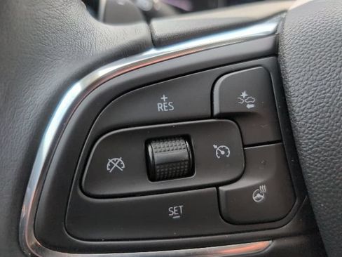 Used 2023 Buick Envision Essence AWD/4WD image 22
