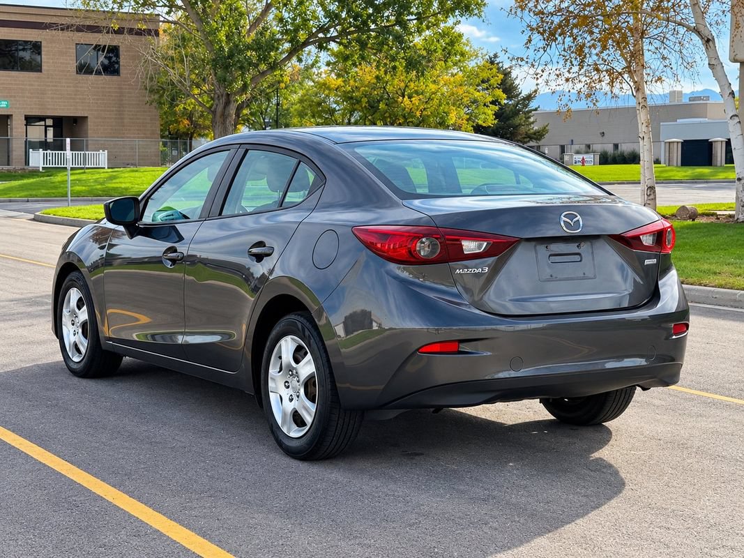 Used 2014 MAZDA MAZDA3 i Sport FWD image 3