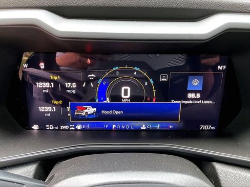 Used 2025 Chevrolet Colorado Trail Boss AWD/4WD image 12