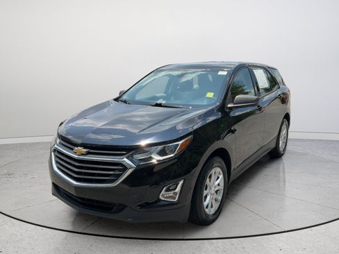 Used 2019 Chevrolet Equinox LS FWD image 5