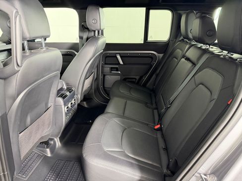 Used 2023 Land Rover Defender 110 X-Dynamic SE AWD/4WD image 22