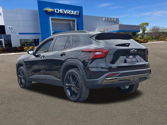 Used 2024 Chevrolet Trax ACTIV w/ Sunroof Package FWD image 24