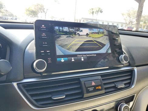 Used 2022 Honda Accord LX image 23