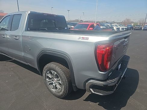 New 2026 GMC Sierra 1500 SLE AWD/4WD image 9