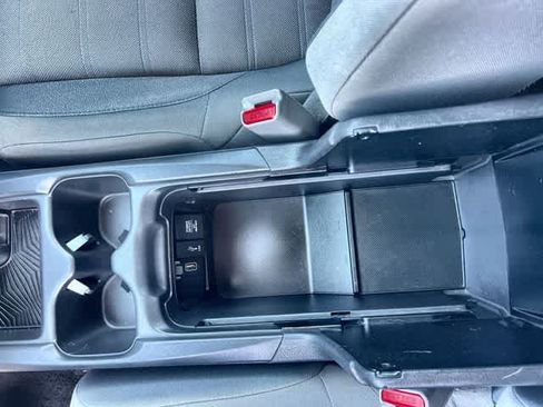 Used 2019 Honda CR-V EX image 27