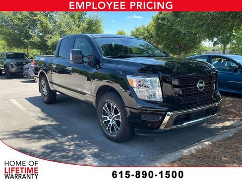 Used 2020 Nissan Titan SV w/ SV Convenience Package AWD/4WD image 1