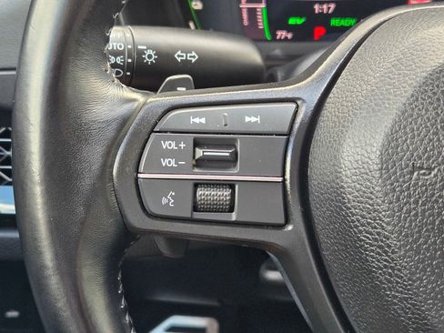 Used 2024 Honda Accord Sport image 32