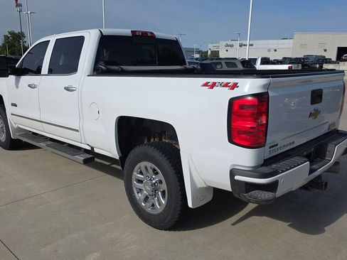 Used 2019 Chevrolet Silverado 3500 High Country w/ Duramax Plus Package AWD/4WD image 3