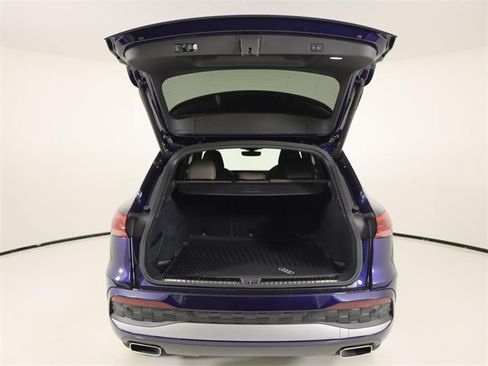 New 2025 Audi Q5 Premium Plus image 24