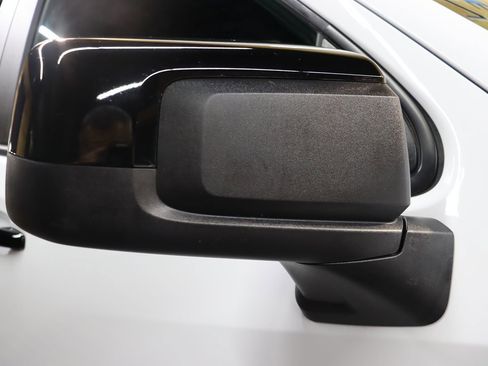 Used 2024 Chevrolet Silverado 1500 LT Trail Boss w/ Convenience Package II image 8