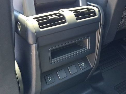 Used 2023 Land Rover Defender 110 X-Dynamic SE AWD/4WD image 18