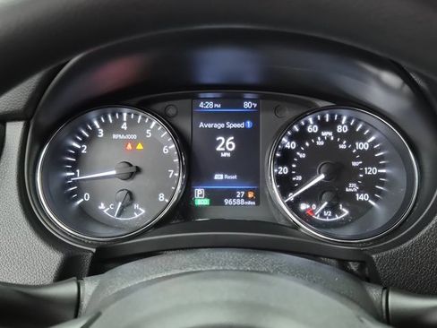 Used 2019 Nissan Rogue S image 25