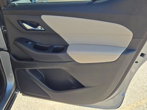 Used 2023 Chevrolet Traverse LS w/ Midnight/Sport Edition FWD image 9