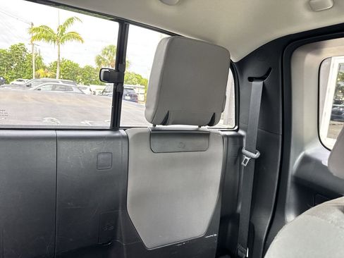 Used 2021 Toyota Tacoma SR w/ SR Convenience Package RWD image 19