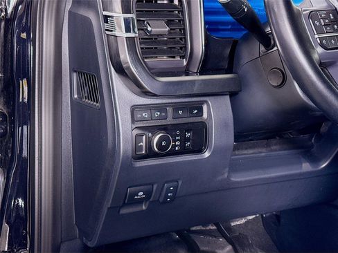 Used 2023 Ford F250 Lariat w/ Lariat Ultimate Package image 4