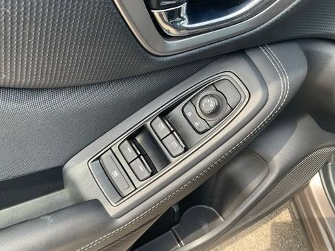 Certified 2023 Subaru Forester Premium AWD/4WD image 13