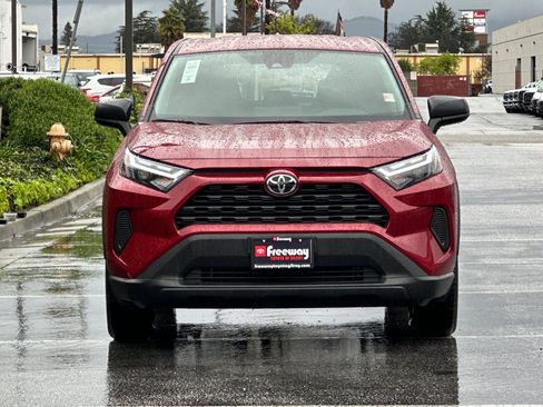 Used 2025 Toyota RAV4 LE image 10