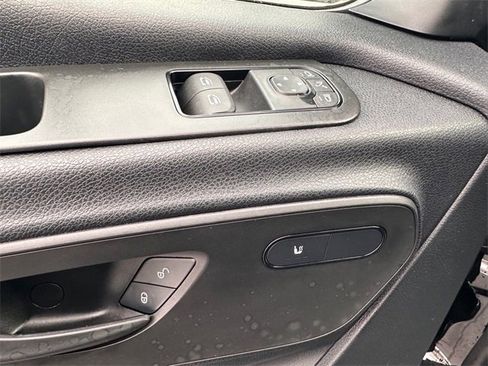 Used 2025 Mercedes-Benz Sprinter 2500 image 15